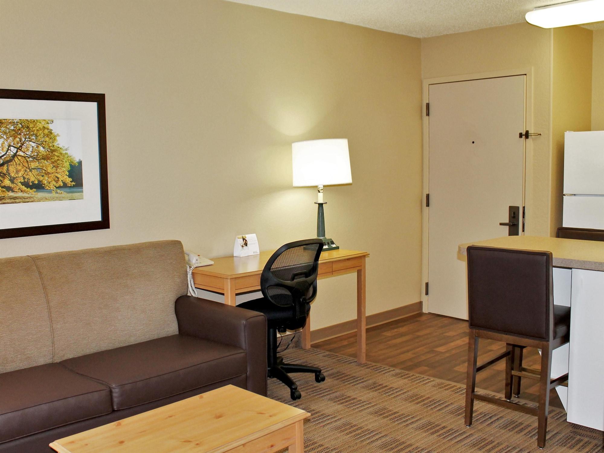 Extended Stay America Select Suites - Jacksonville - Baymeadows Екстериор снимка