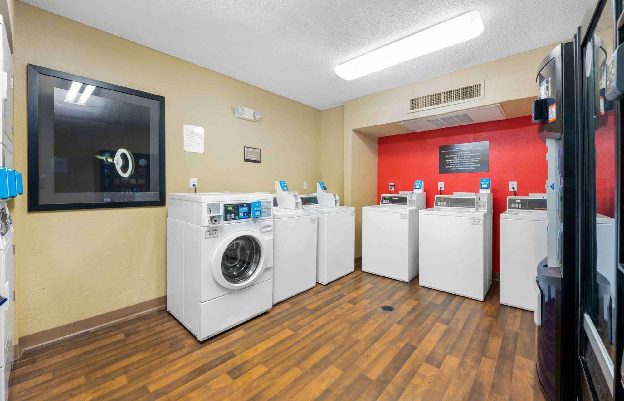 Extended Stay America Select Suites - Jacksonville - Baymeadows Екстериор снимка
